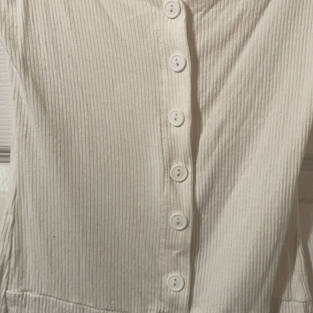 Used - Picture 3 of 4